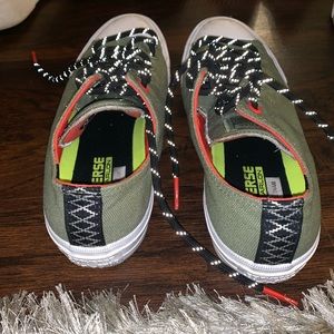 Low too olive chuck 2 climate control